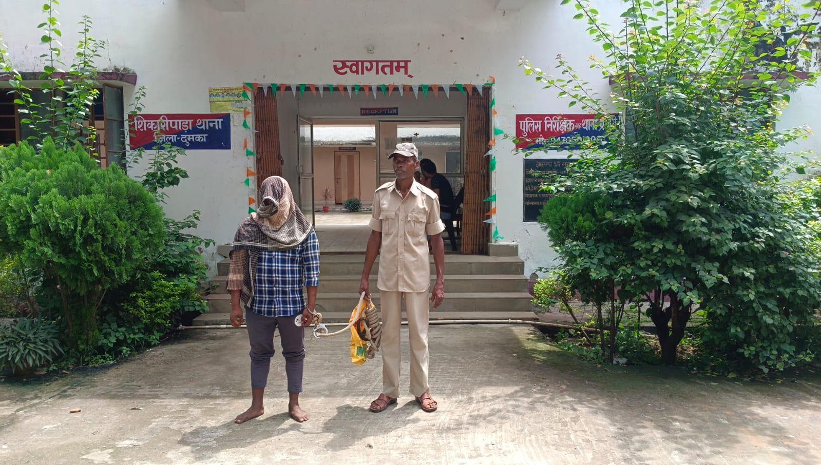 गिरफ्तार आरोपी गिरफ्तार आरोपी