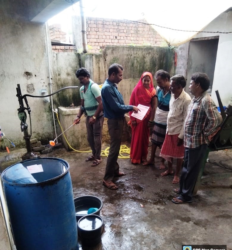नगर निगम एवं स्वास्थ्य विभाग की 12 संयुक्त टीमें घर-घर जाकर कर रही निरीक्षण नगर निगम एवं स्वास्थ्य विभाग की 12 संयुक्त टीमें घर-घर जाकर कर रही निरीक्षण
