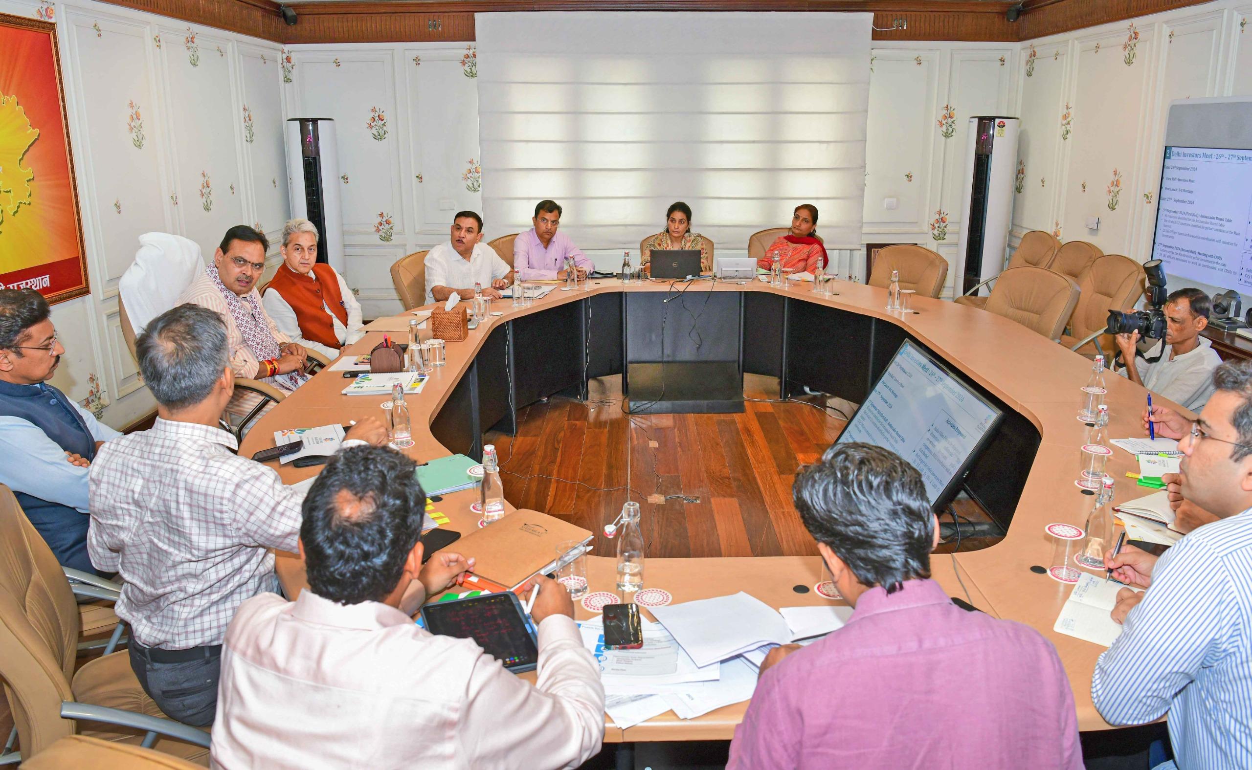‘राइजिंग राजस्थान’ बैठक में मुख्यमंत्री भजनलाल शर्मा ‘राइजिंग राजस्थान’ बैठक में मुख्यमंत्री भजनलाल शर्मा