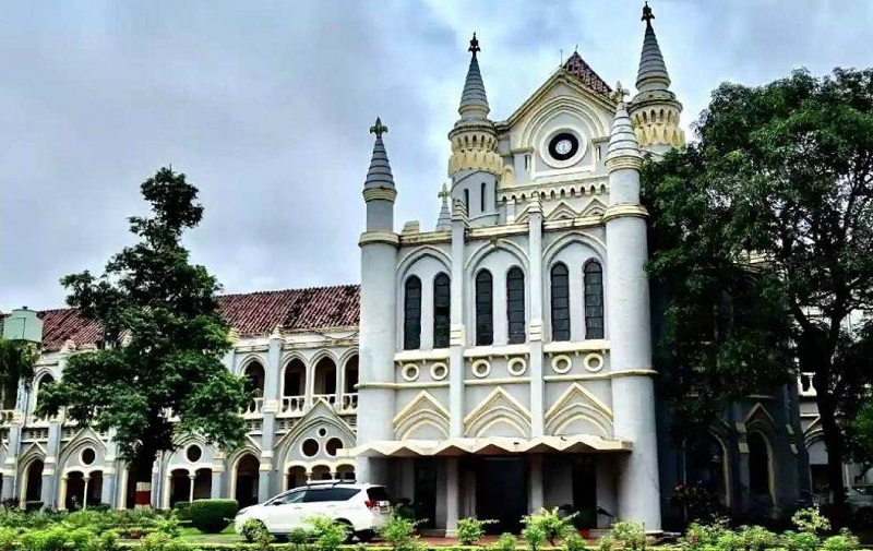 मप्र हाईकोर्ट का संविदा शिक्षकों के हित में बड़ा फैसला, कहा- बार-बार चयन प्रक्रिया अन्यायपूर्ण मप्र हाईकोर्ट का संविदा शिक्षकों के हित में बड़ा फैसला, कहा- बार-बार चयन प्रक्रिया अन्यायपूर्ण