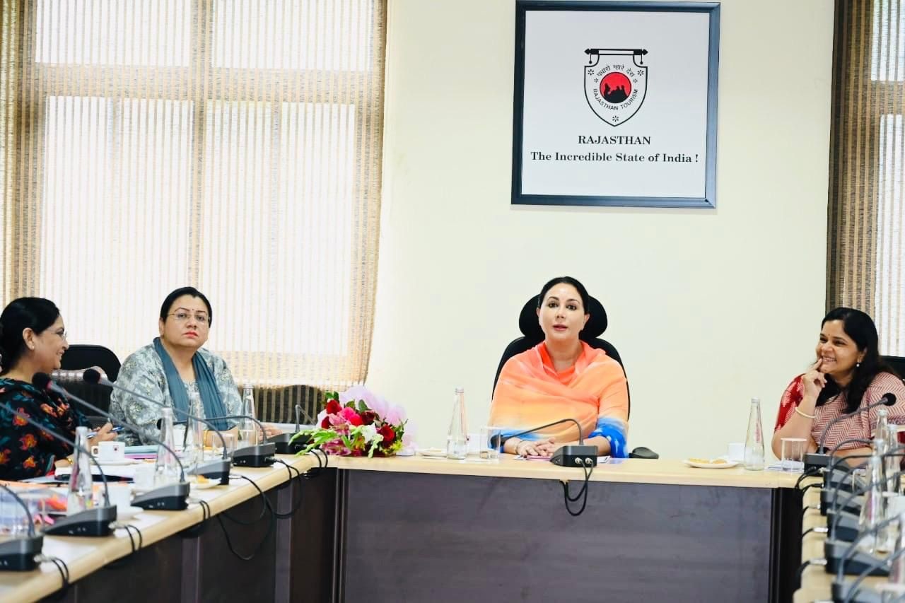 पर्यटन भवन में राजस्थान पर्यटन यूनिट नीति के फ्रेम वर्क के सम्बन्ध में बैठक पर्यटन भवन में राजस्थान पर्यटन यूनिट नीति के फ्रेम वर्क के सम्बन्ध में बैठक