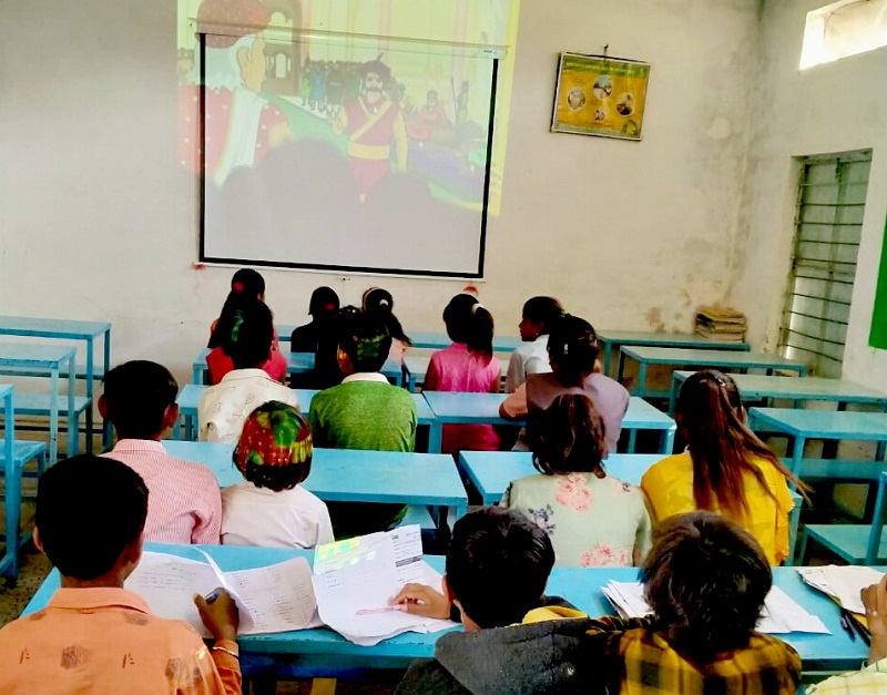 मप्रः मालवा अंचल का एक ऐसा जनजातीय गांव, जहां हर घर में हैं अधिकारी-कर्मचारी मप्रः मालवा अंचल का एक ऐसा जनजातीय गांव, जहां हर घर में हैं अधिकारी-कर्मचारी