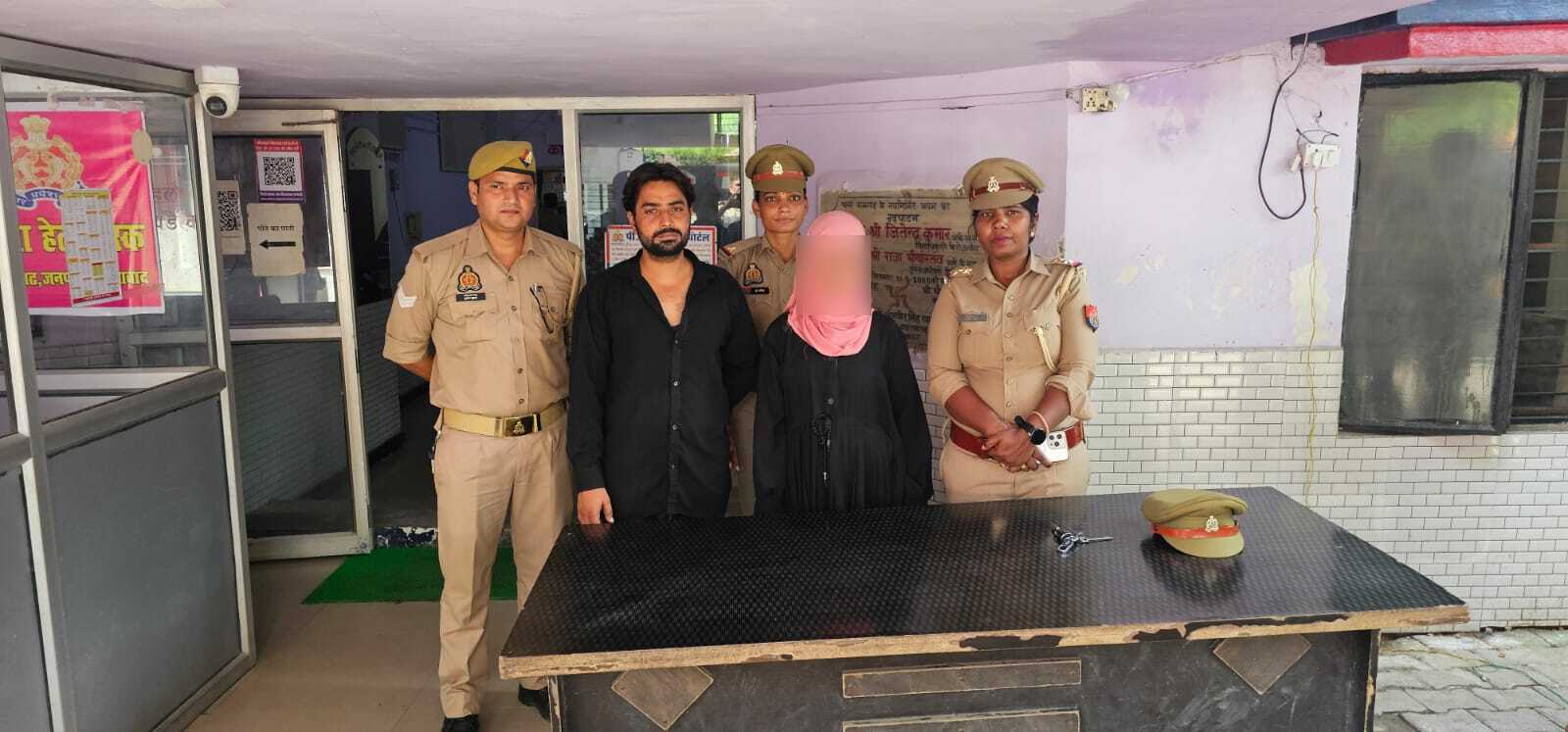 गिरफ्तार हत्यारोपी गिरफ्तार हत्यारोपी