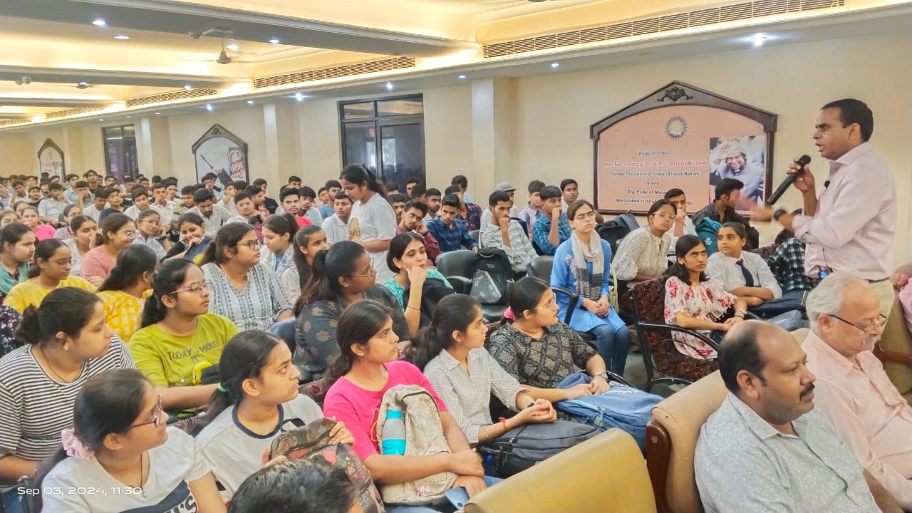 मुरादाबाद इंस्टीट्यूट ऑफ टेक्नोलॉजी मुरादाबाद में इंडक्शन प्रोग्राम के दाैरान संबाेधित करते प्रसिद्ध नेत्र रोग विशेषज्ञ डॉ गिरजेश कैन मुरादाबाद इंस्टीट्यूट ऑफ टेक्नोलॉजी मुरादाबाद में इंडक्शन प्रोग्राम के दाैरान संबाेधित करते प्रसिद्ध नेत्र रोग विशेषज्ञ डॉ गिरजेश कैन