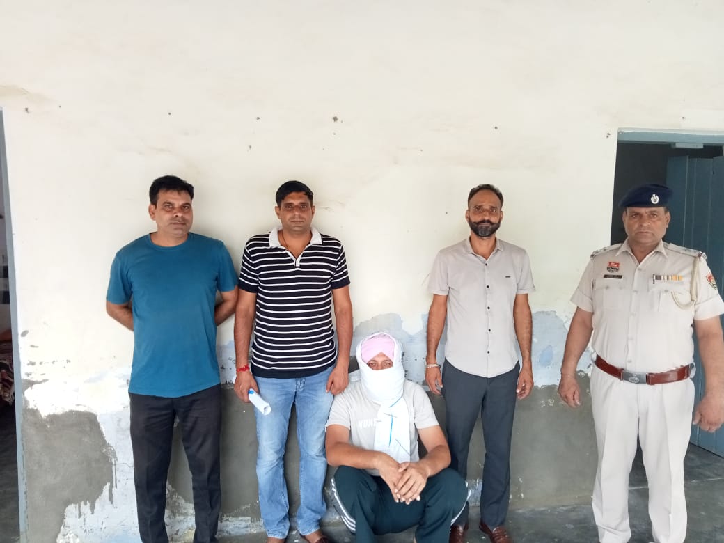 सिरसा पुलिस की नशा तस्कर सिरसा पुलिस की नशा तस्कर