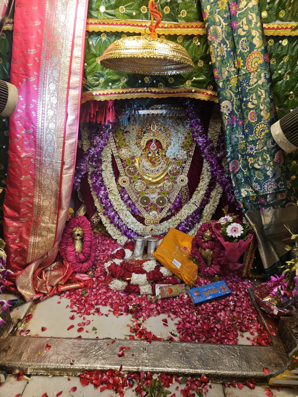 माँ कुष्माण्डा का पंचमेवा श्रृंगार