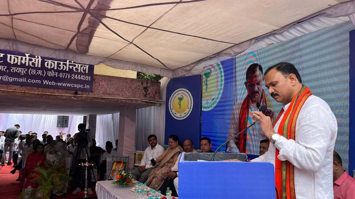 स्वास्थ्य मंत्री जायसवाल ने फार्मेसी काउंसिल के आनलाइन पंजीयन सुविधा का किया लोकार्पण स्वास्थ्य मंत्री जायसवाल ने फार्मेसी काउंसिल के आनलाइन पंजीयन सुविधा का किया लोकार्पण