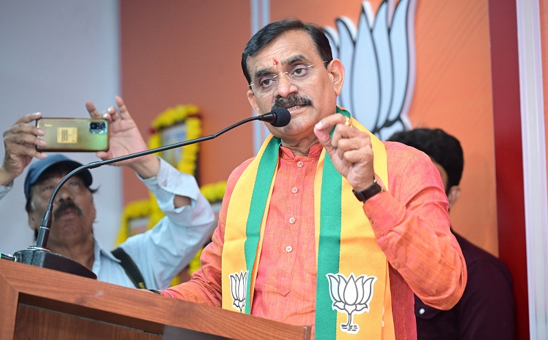 भाजपा से जुड़कर विकसित भारत का नेतृत्व करने वाले युवाओं को तैयार करें शिक्षकः विष्णुदत्त शर्मा भाजपा से जुड़कर विकसित भारत का नेतृत्व करने वाले युवाओं को तैयार करें शिक्षकः विष्णुदत्त शर्मा
