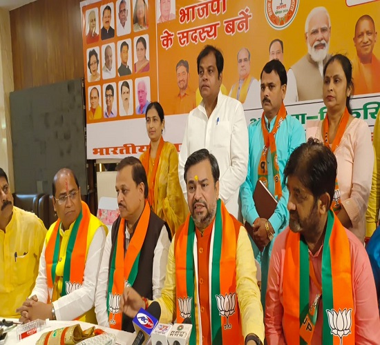 भारत हमारे लिए भूमि का टुकड़ा नहीं बल्कि हमारी माता: अनूप गुप्ता भारत हमारे लिए भूमि का टुकड़ा नहीं बल्कि हमारी माता: अनूप गुप्ता