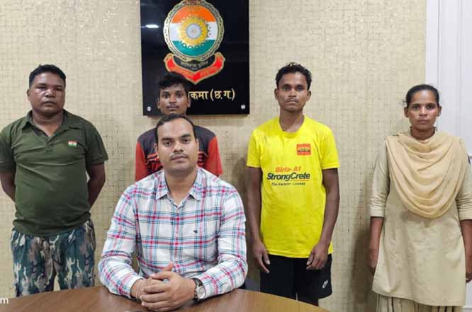 एक लाख के इनामी सहित 2 नक्सली गिरफ्तार एक लाख के इनामी सहित 2 नक्सली गिरफ्तार