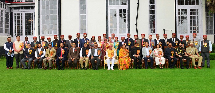 शिक्षक दिवस पर राज्यपाल ने 27 शिक्षकों को किया सम्मानित शिक्षक दिवस पर राज्यपाल ने 27 शिक्षकों को किया सम्मानित