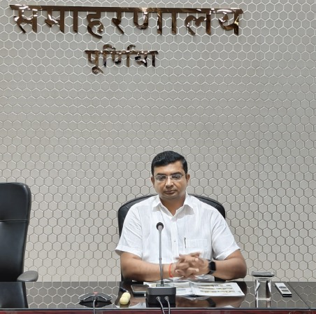 जिलाधिकारी कुंदन कुमार जिलाधिकारी कुंदन कुमार