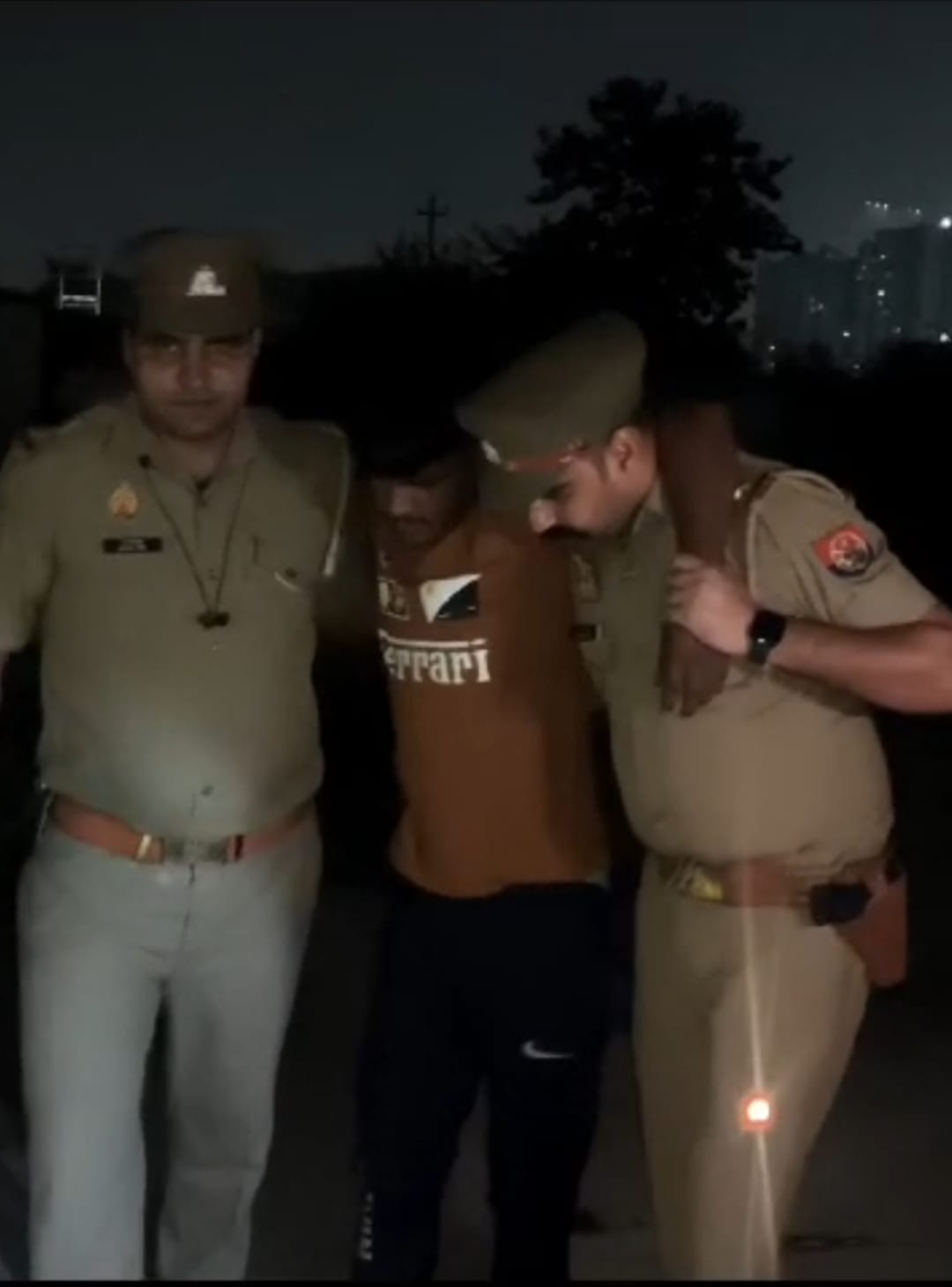 घायल बदमाश घायल बदमाश