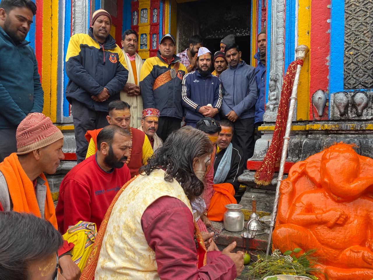 केदारनाथ धाम में गणेश पूजा। केदारनाथ धाम में गणेश पूजा।