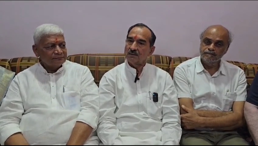 भाजपा प्रदेश अध्यक्ष मदन राठौर भीलवाड़ा पहुंचे, विभिन्न मुद्दों पर मीडिया से की चर्चा भाजपा प्रदेश अध्यक्ष मदन राठौर भीलवाड़ा पहुंचे, विभिन्न मुद्दों पर मीडिया से की चर्चा