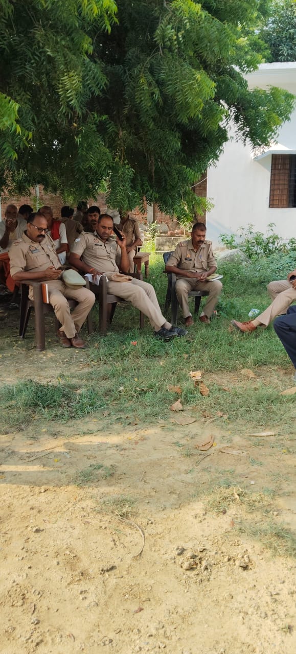 भाजपा नेता के गनर ने खुद को मारी गोली मौत , पुलिस जांच में जुटी , मौत का कारण संदिग्ध भाजपा नेता के गनर ने खुद को मारी गोली मौत , पुलिस जांच में जुटी , मौत का कारण संदिग्ध