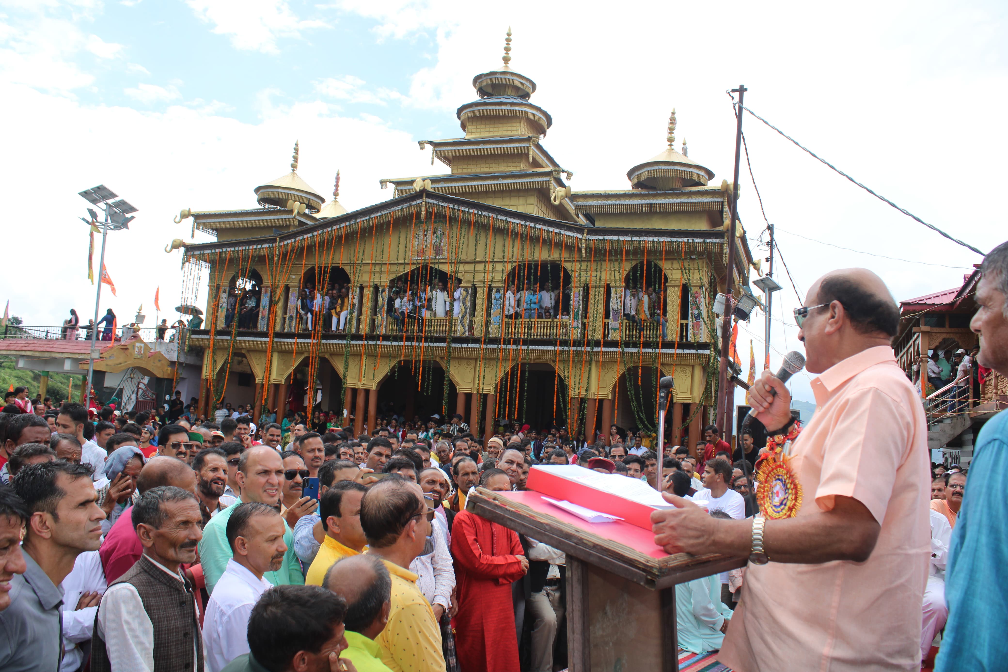 गोडर पट्टी के 27 गांव के आराध्य श्री राजा रघुनाथ के थान कंडारी गाँव में जागडा मेला संपन्न।। गोडर पट्टी के 27 गांव के आराध्य श्री राजा रघुनाथ के थान कंडारी गाँव में जागडा मेला संपन्न।।