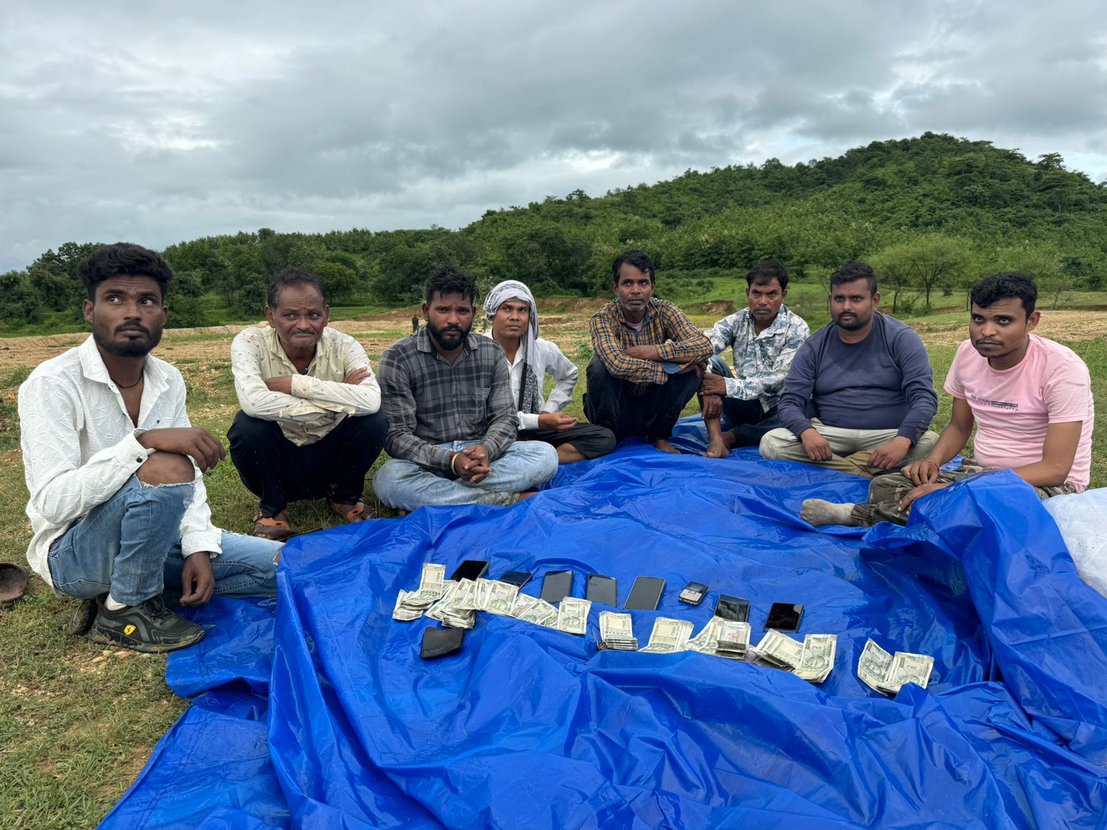 जुआरी गिरफ्तार