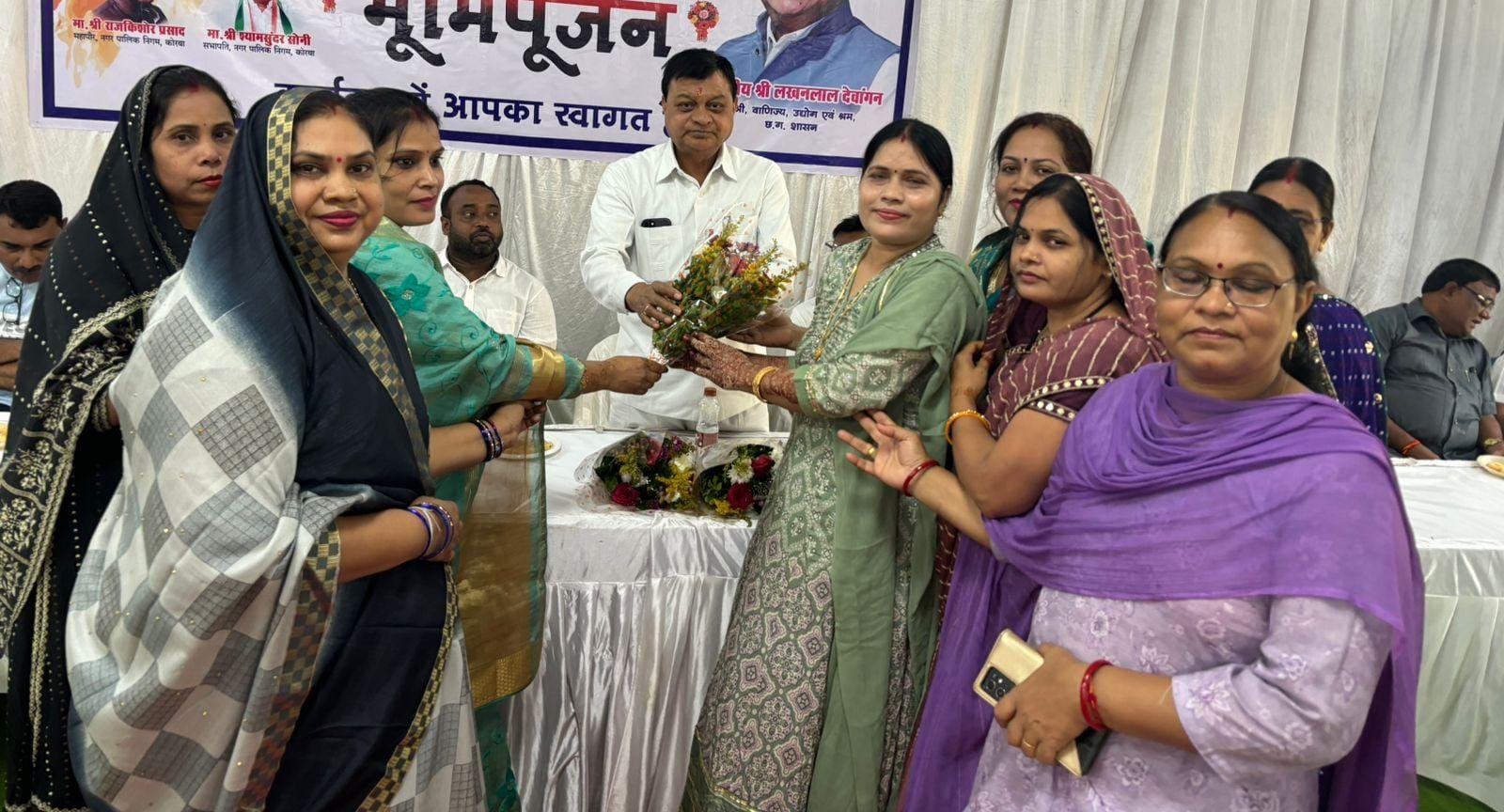 विकास कार्यों का लोकार्पण विकास कार्यों का लोकार्पण