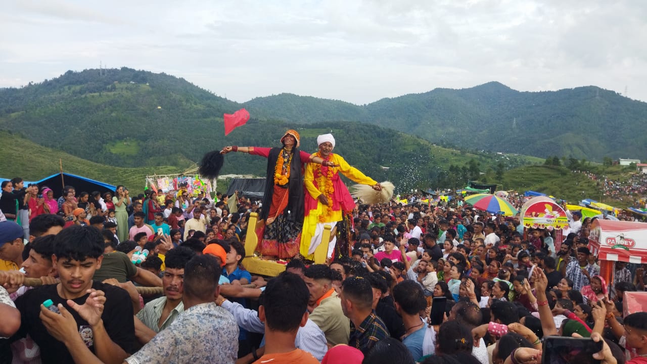 मां झूमा का डोला मां झूमा का डोला