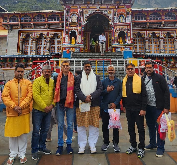 भाजपा के राष्ट्रीय नेता बदरीनाथ धाम में। भाजपा के राष्ट्रीय नेता बदरीनाथ धाम में।