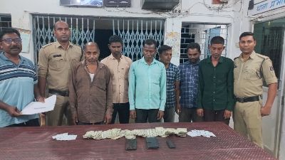 गिरफ्तार आरोपित गिरफ्तार आरोपित