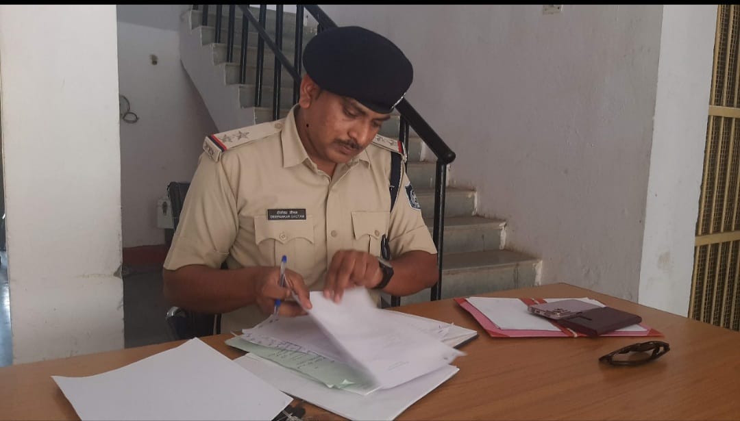 महिला आरक्षक सहित दो पर हत्या का केस दर्ज महिला आरक्षक सहित दो पर हत्या का केस दर्ज