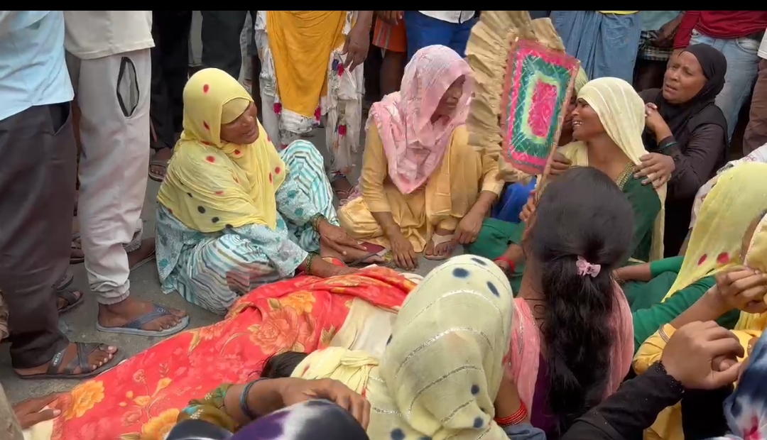 खेत में काम करने गए किसान को बाघ ने बनाया शिकार खेत में काम करने गए किसान को बाघ ने बनाया शिकार