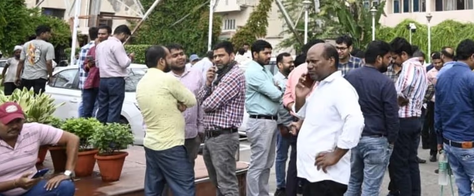 दिल्ली एनसी आर में भूकंप केंद्र पाकिस्तान दिल्ली एनसी आर में भूकंप केंद्र पाकिस्तान