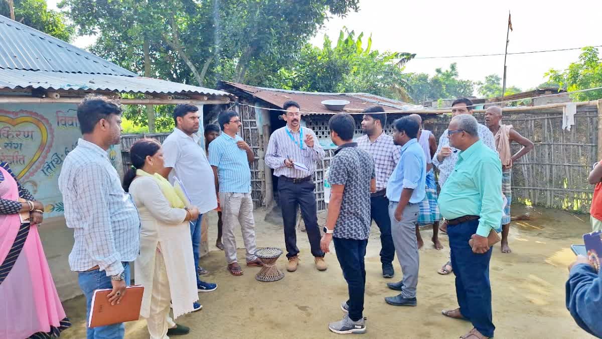 अररिया में किस बीमारी ने ली 5 मासूमों की जान? राज्यस्तरीय स्वास्थ्य विभाग की टीम पहुंची प्रभावित गांव अररिया में किस बीमारी ने ली 5 मासूमों की जान? राज्यस्तरीय स्वास्थ्य विभाग की टीम पहुंची प्रभावित गांव