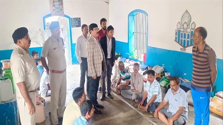बालाघाटः जिला न्यायाधीश व सचिव ने किया जिला जेल का निरीक्षण बालाघाटः जिला न्यायाधीश व सचिव ने किया जिला जेल का निरीक्षण