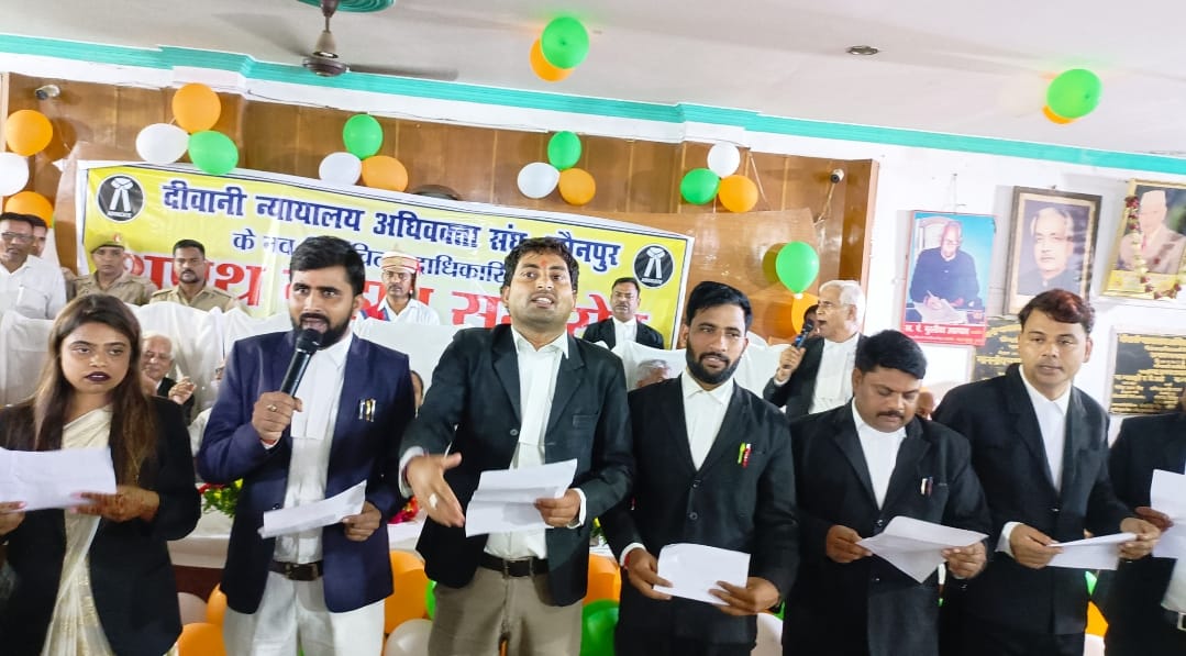 अधिवक्ता से जलन रखने वाले पुलिस या प्रशासनिक अधिकारी छोड़ दें जनपद: सुभाष यादव अधिवक्ता से जलन रखने वाले पुलिस या प्रशासनिक अधिकारी छोड़ दें जनपद: सुभाष यादव
