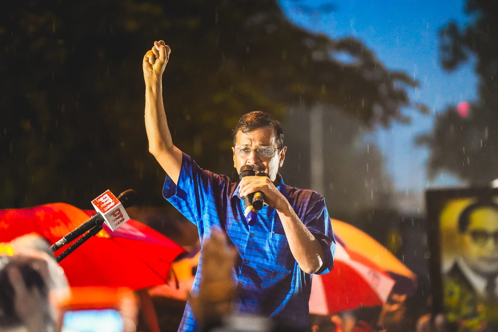 दिल्ली के मुख्यमंत्री अरविंद केजरीवाल तिहाड़ से रिहा दिल्ली के मुख्यमंत्री अरविंद केजरीवाल तिहाड़ से रिहा