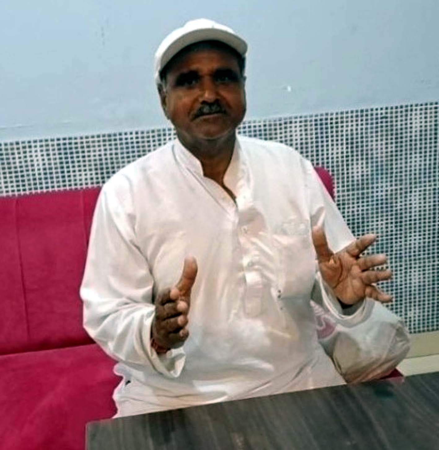 समाजसेवी योगराज शर्मा। समाजसेवी योगराज शर्मा।
