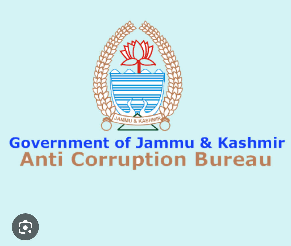 ACB arrested forester and guard with bribe of Rs 15 thousand ACB arrested forester and guard with bribe of Rs 15 thousand