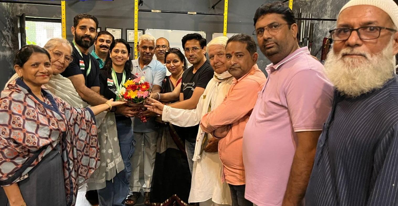किर्गिस्तान से लौटे खिलाड़ियों का सम्मान किर्गिस्तान से लौटे खिलाड़ियों का सम्मान