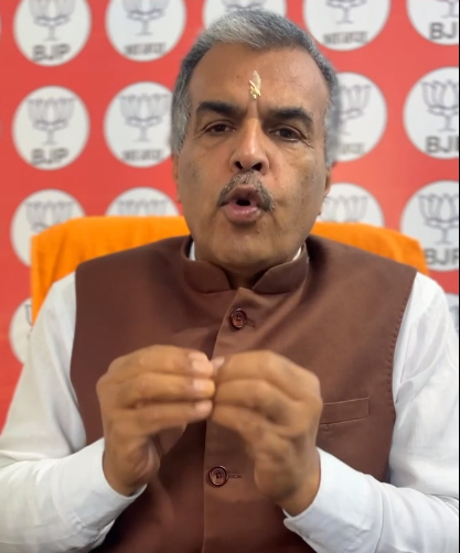 Congress is playing into the hands of foreign powers on the issue of Sanatan protest: Joshi Congress is playing into the hands of foreign powers on the issue of Sanatan protest: Joshi