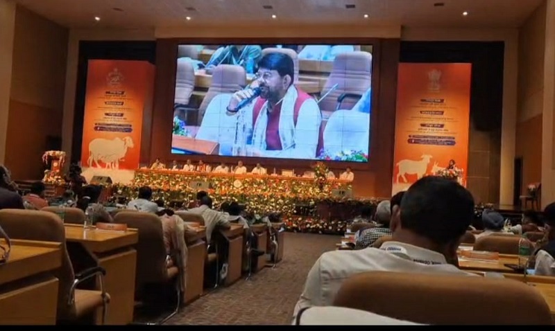 भुवनेश्वर में देश के पशुपालन मंत्रियों की बैठक भुवनेश्वर में देश के पशुपालन मंत्रियों की बैठक