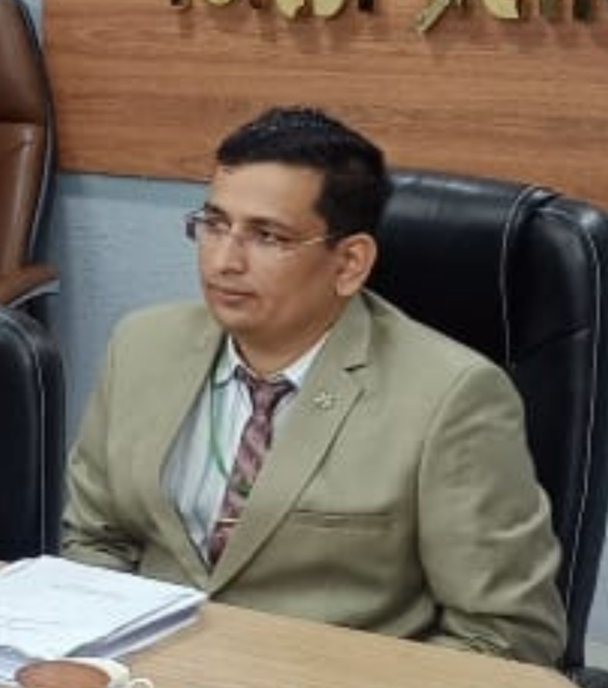 विजय पप्वेकाक्ष्र विजय पप्वेकाक्ष्र