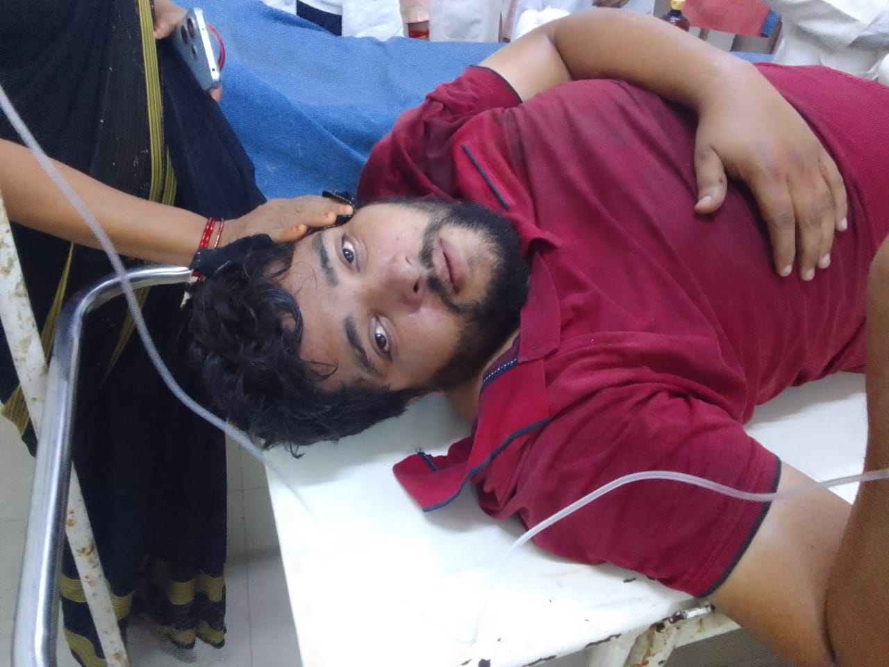 दिनदहाड़े हौसला बुलंद बाइक सवार बदमाशों ने दो को मारी गोली हालत गंभीर दिनदहाड़े हौसला बुलंद बाइक सवार बदमाशों ने दो को मारी गोली हालत गंभीर