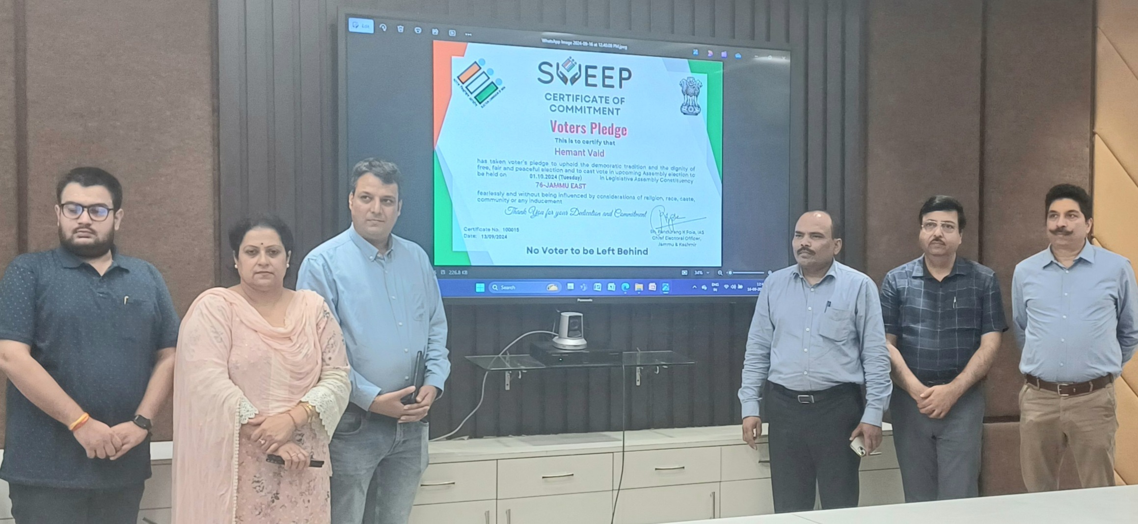 सीईओ ने स्वीप के तहत मतदाता प्रतिज्ञा अभियान का शुभारंभ किया सीईओ ने स्वीप के तहत मतदाता प्रतिज्ञा अभियान का शुभारंभ किया