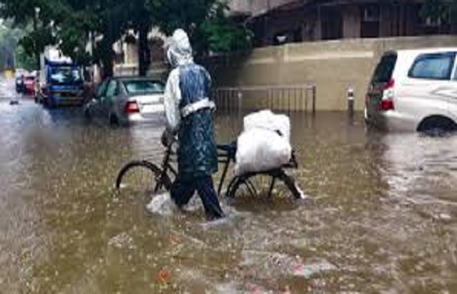 बारिश की प्रतिकात्मक तस्वीर बारिश की प्रतिकात्मक तस्वीर