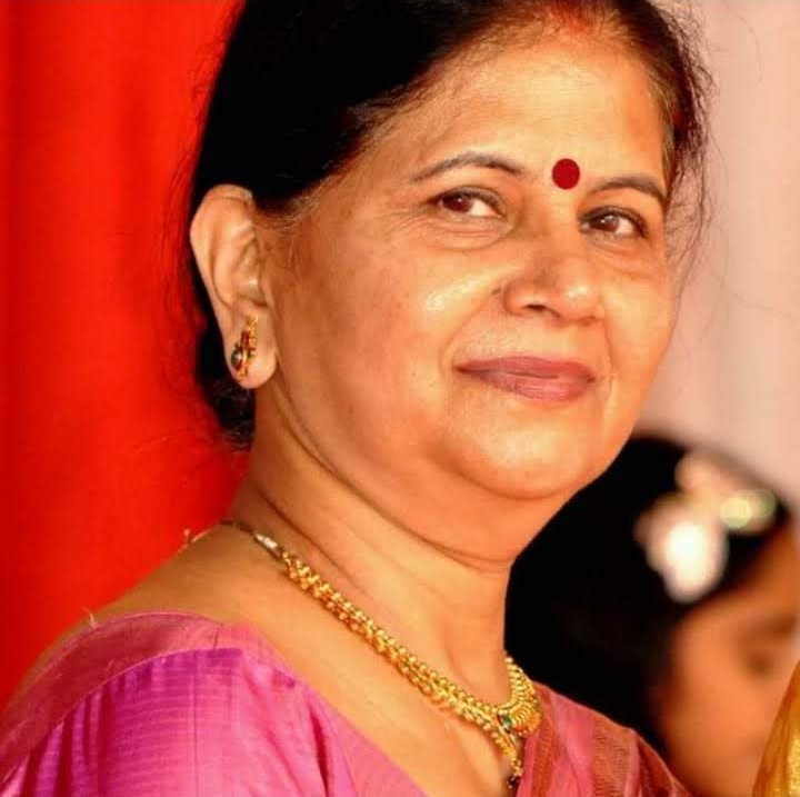 डा. (श्रीमती) मिथिलेश तिवारी बिरजू महराज कथक संस्थान की उपाध्यक्ष* डा. (श्रीमती) मिथिलेश तिवारी बिरजू महराज कथक संस्थान की उपाध्यक्ष*