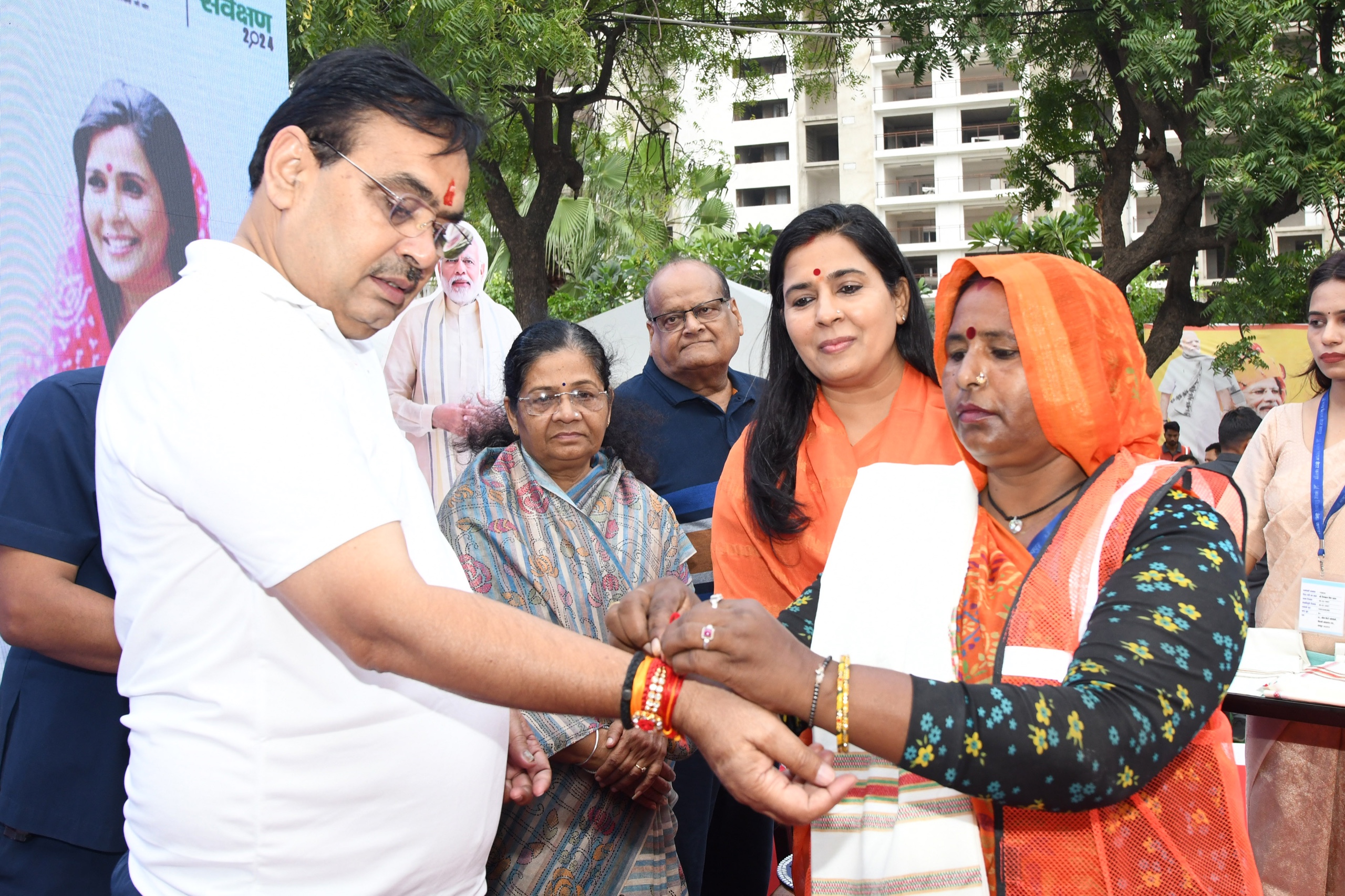 मुख्यमंत्री भजनलाल शर्मा सेवा पखवाड़ा कार्यक्रम में। मुख्यमंत्री भजनलाल शर्मा सेवा पखवाड़ा कार्यक्रम में।