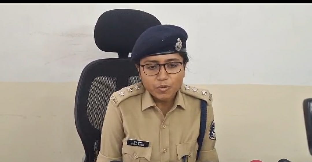 घटना की जानकारी देती हुई सीएसपी पूजा कुमार घटना की जानकारी देती हुई सीएसपी पूजा कुमार