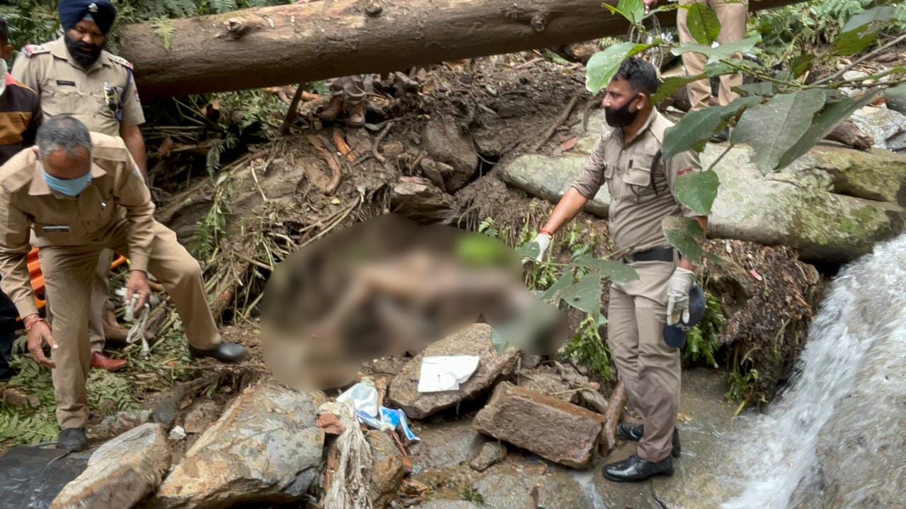 तो पानी के तेज बहाव में बह गया अल्मोड़ा का शिक्षक,4 दिन बाद मिला शव 13 सितंबर से चल रहा था लापता तो पानी के तेज बहाव में बह गया अल्मोड़ा का शिक्षक,4 दिन बाद मिला शव 13 सितंबर से चल रहा था लापता