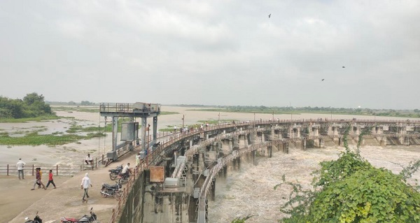 मुरैना: मौसम ने फिर ली करवट, बांधों में जल स्तर बढ़ा मुरैना: मौसम ने फिर ली करवट, बांधों में जल स्तर बढ़ा