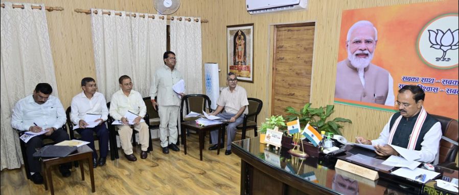 उत्तर प्रदेश के उप मुख्यमंत्री केशव प्रसाद मौर्य उत्तर प्रदेश के उप मुख्यमंत्री केशव प्रसाद मौर्य