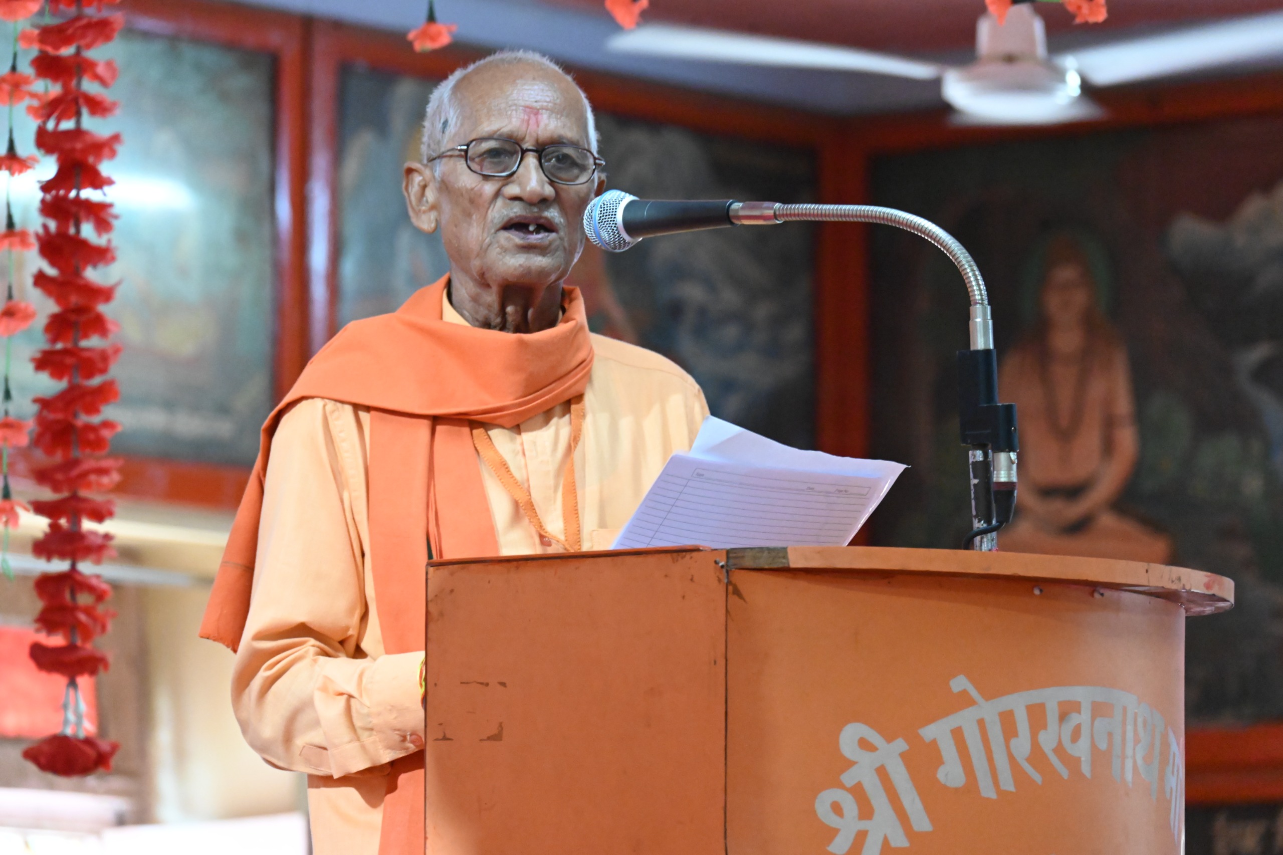 ‘भारतीय संस्कृति एवं गोसेवा’ विषयक सम्मेलन में बोले नैमिषारण्य से आए संत* ‘भारतीय संस्कृति एवं गोसेवा’ विषयक सम्मेलन में बोले नैमिषारण्य से आए संत*