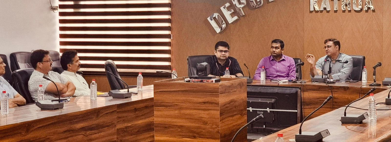 General Observer holds meeting with representatives of political parties General Observer holds meeting with representatives of political parties
